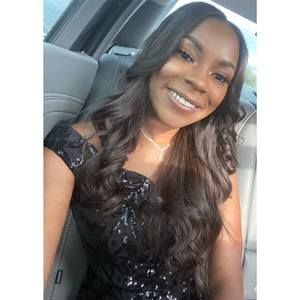 Meet your Posher, Da'nesha